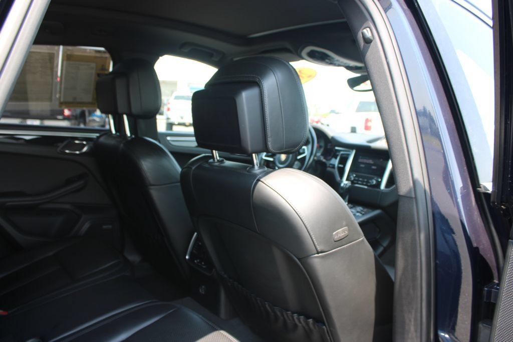 Used 2018 Porsche Macan S AWD/4WD image 32