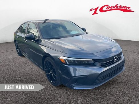 Used 2024 Honda Civic Sport image 1