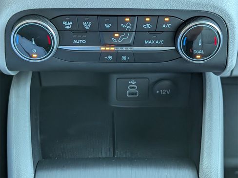 New 2026 Ford Escape Active image 18