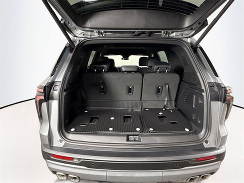 New 2026 Chevrolet Traverse LT w/ LPO, Floor Liner Package image 20