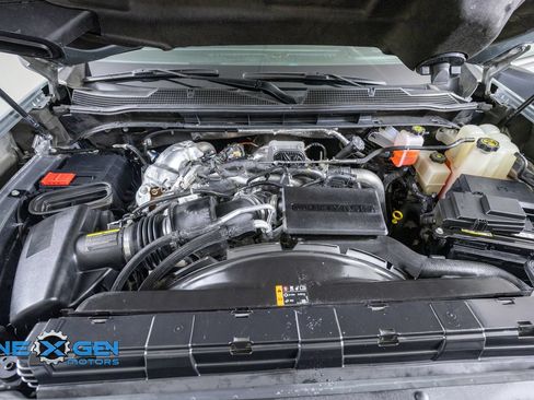 Used 2025 Chevrolet Silverado 2500 LTZ w/ LTZ Convenience Package AWD/4WD image 51