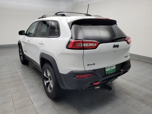 Used 2018 Jeep Cherokee Trailhawk w/ Cold Weather Group image 5