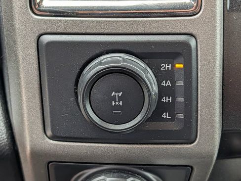 Used 2018 Ford F150 Raptor AWD/4WD image 19