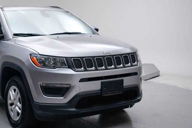 Used 2019 Jeep Compass Sport AWD/4WD image 10