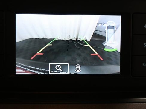 Used 2021 Ford Transit Connect XL image 15