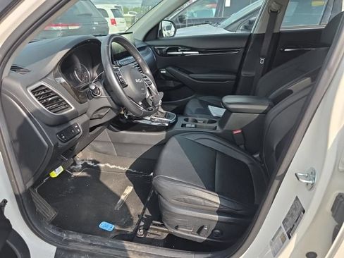 Used 2022 Kia Seltos SX w/ Sunroof Package AWD/4WD image 10