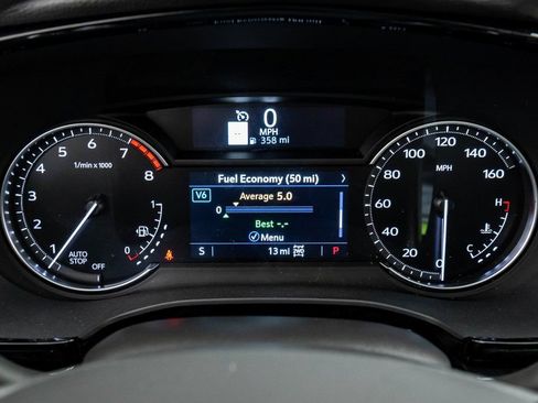 Certified 2023 Cadillac XT6 Premium Luxury AWD/4WD image 28