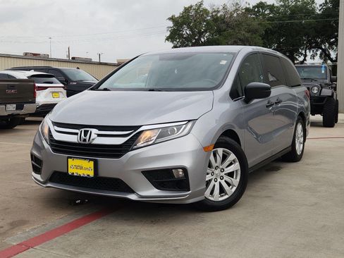 Used 2018 Honda Odyssey LX image 25