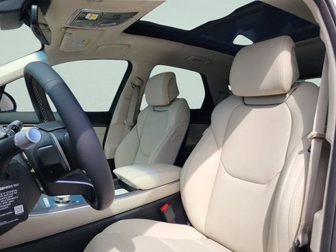 New 2026 Genesis GV70 2.5T Select image 29