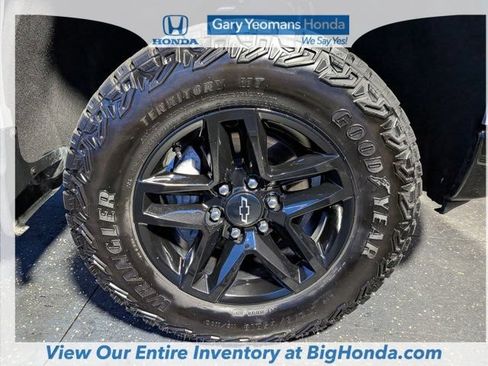 Used 2025 Chevrolet Silverado 1500 Custom Trail Boss AWD/4WD image 14