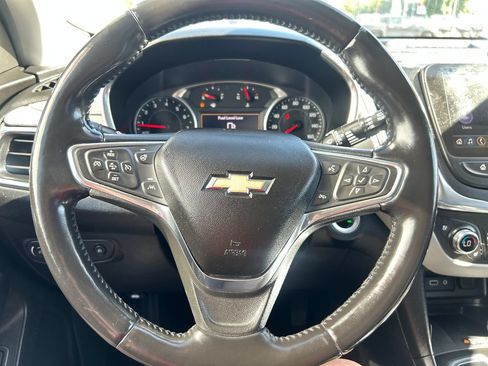 Used 2020 Chevrolet Equinox Premier AWD/4WD image 17
