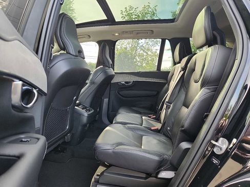 Certified 2024 Volvo XC90 B6 Ultimate w/ Protection Package Premier AWD/4WD image 10