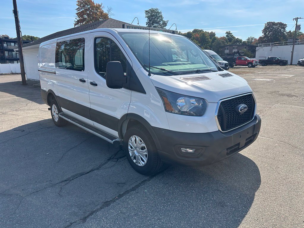 Used 2025 Ford Transit 250 Low Roof w/ Exterior Upgrade Package RWD image 3