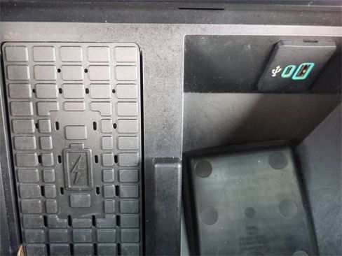 Used 2024 Ford F350 Platinum w/ FX4 Off-Road Package image 23