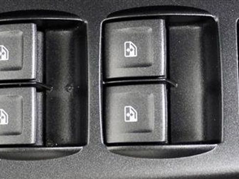 Used 2015 Chevrolet Tahoe LTZ AWD/4WD image 32
