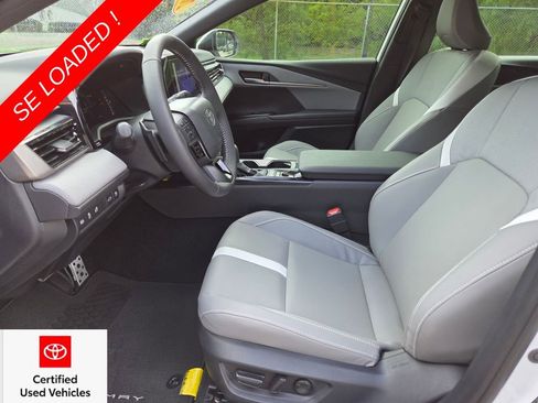 Used 2026 Toyota Camry SE FWD image 24