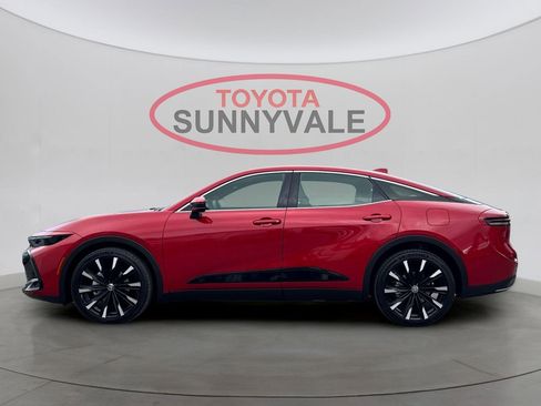 Used 2024 Toyota Crown Platinum image 6