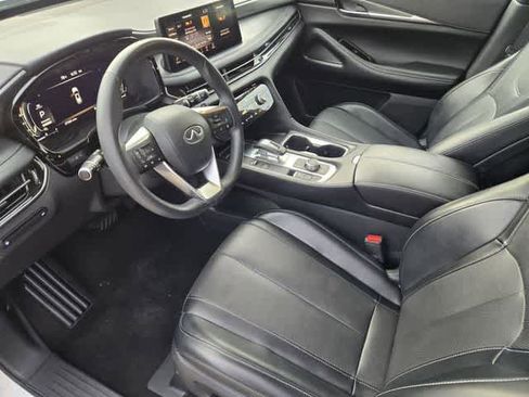 Certified 2023 INFINITI QX60 Luxe w/ Cargo Package FWD image 9