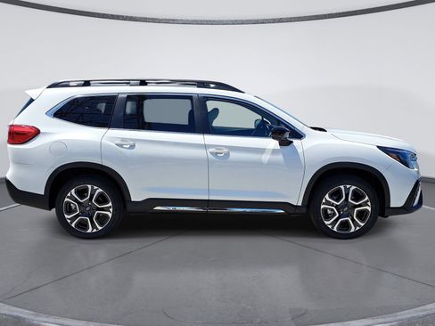 New 2026 Subaru Ascent Limited AWD/4WD image 2