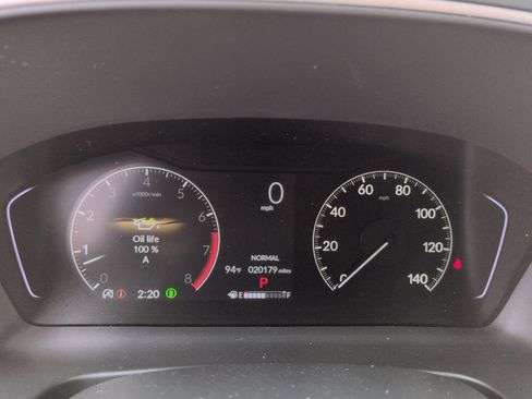 Used 2024 Honda Pilot Touring image 23