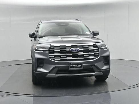 New 2026 Ford Explorer Active RWD image 23