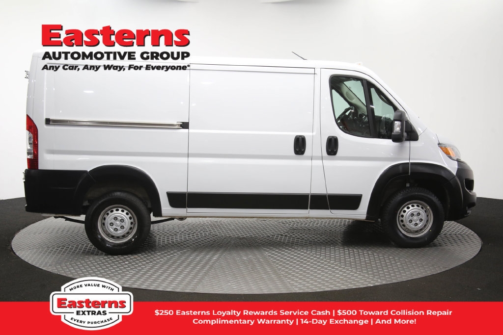 Used 2025 RAM ProMaster 2500 w/ Convenience Group FWD image 44