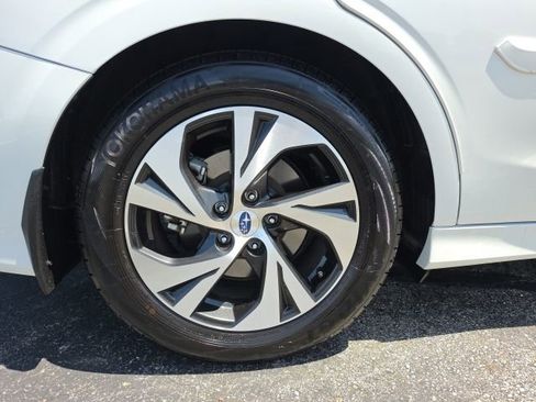 Used 2025 Subaru Legacy Premium AWD/4WD image 21