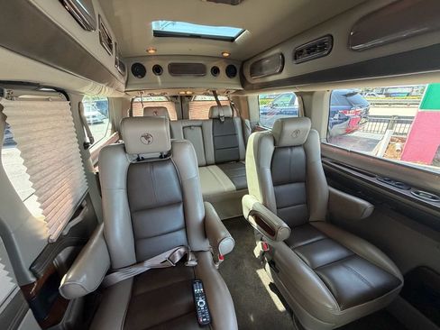 Used 2016 Ford Transit 150 XLT RWD image 33