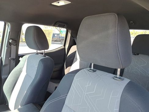 Used 2023 Toyota Tacoma TRD Sport image 16