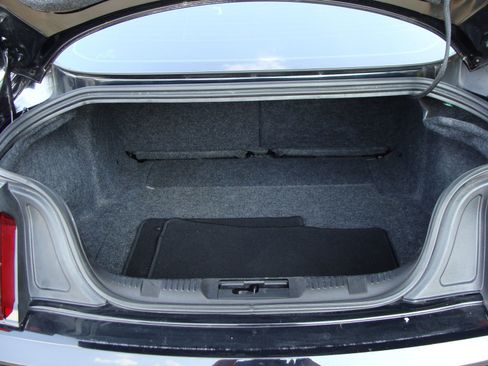 Used 2015 Ford Mustang Coupe image 33