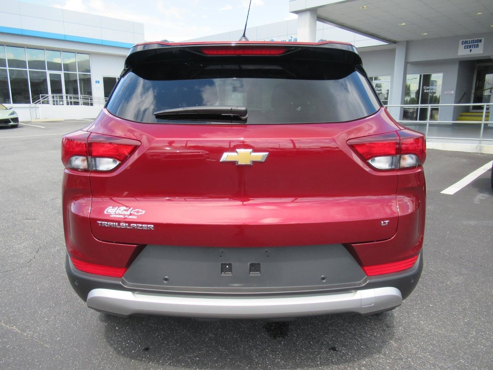 Certified 2024 Chevrolet TrailBlazer LT w/ Driver Confidence Package FWD image 6
