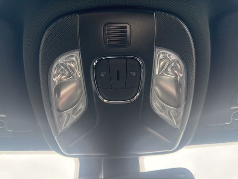 New 2026 Jeep Compass Latitude image 39