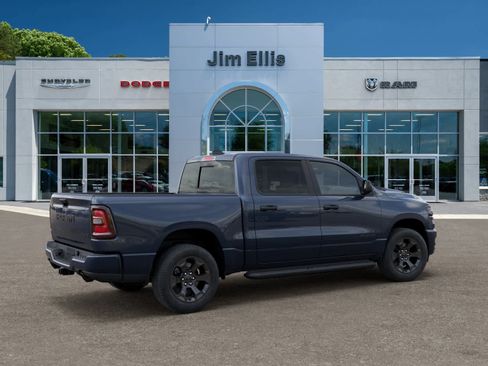 New 2026 RAM 1500 Express AWD/4WD image 4