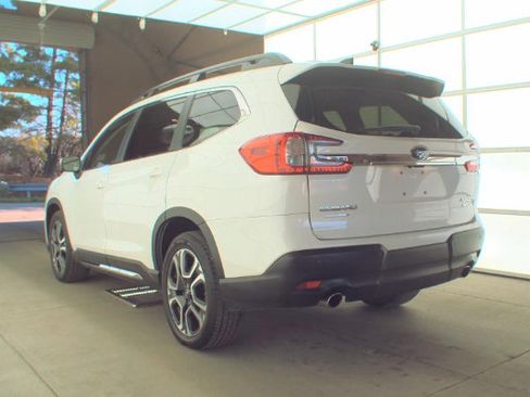 Used 2023 Subaru Ascent Limited AWD/4WD image 8