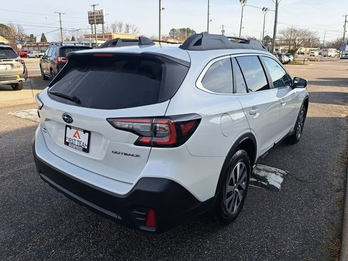 Certified 2021 Subaru Outback Premium image 6