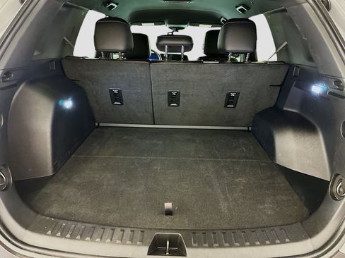 Used 2025 Chevrolet Equinox LT w/ Convenience Package II image 29