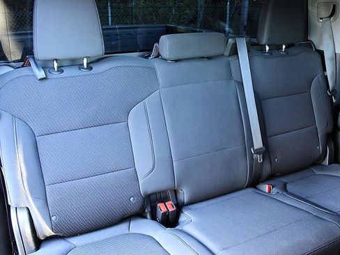 Used 2021 Chevrolet Silverado 1500 Custom RWD image 18