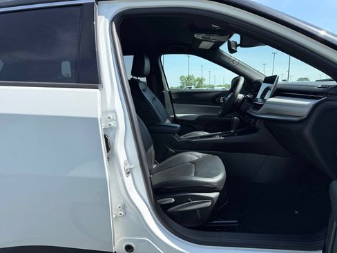 Used 2025 Jeep Compass Limited AWD/4WD image 11