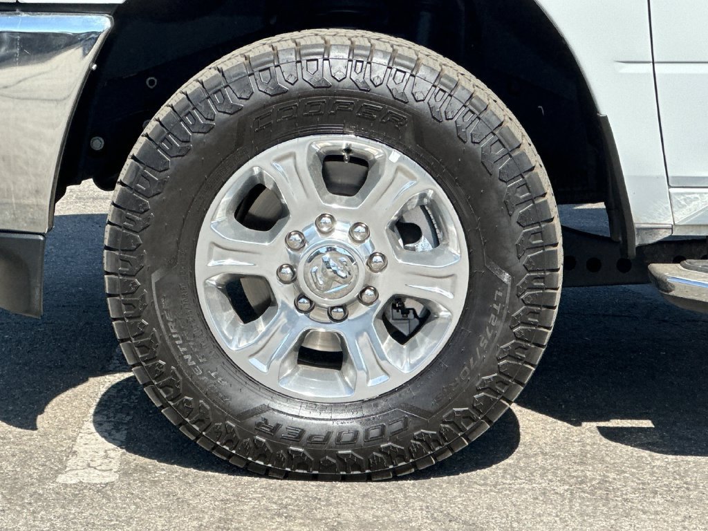 Used 2024 RAM 2500 Big Horn AWD/4WD image 24