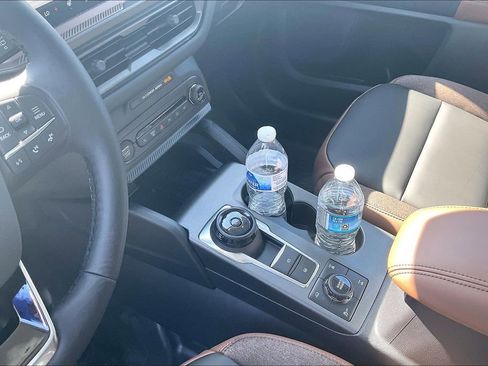 New 2025 Ford Bronco Sport Outer Banks w/ Sasquatch Outer Banks Package image 8