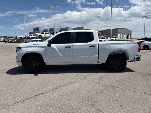 Used 2023 Chevrolet Silverado 1500 Custom image 8