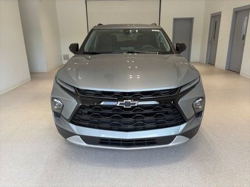 New 2026 Chevrolet Blazer LT w/ Convenience Package AWD/4WD image 2
