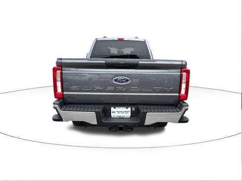 Used 2024 Ford F250 XLT w/ FX4 Off-Road Package AWD/4WD image 4