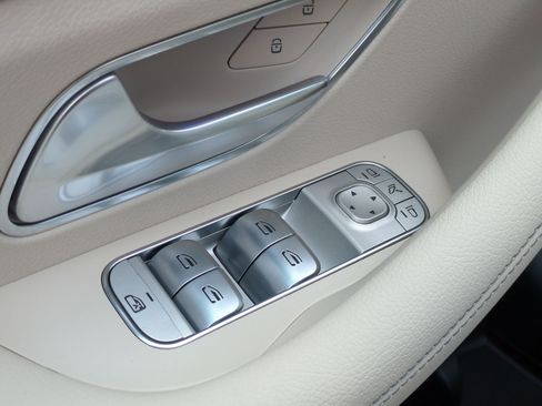Certified 2026 Mercedes-Benz GLS 450 4MATIC image 13