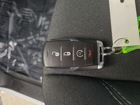 Certified 2025 RAM 1500 Big Horn image 28