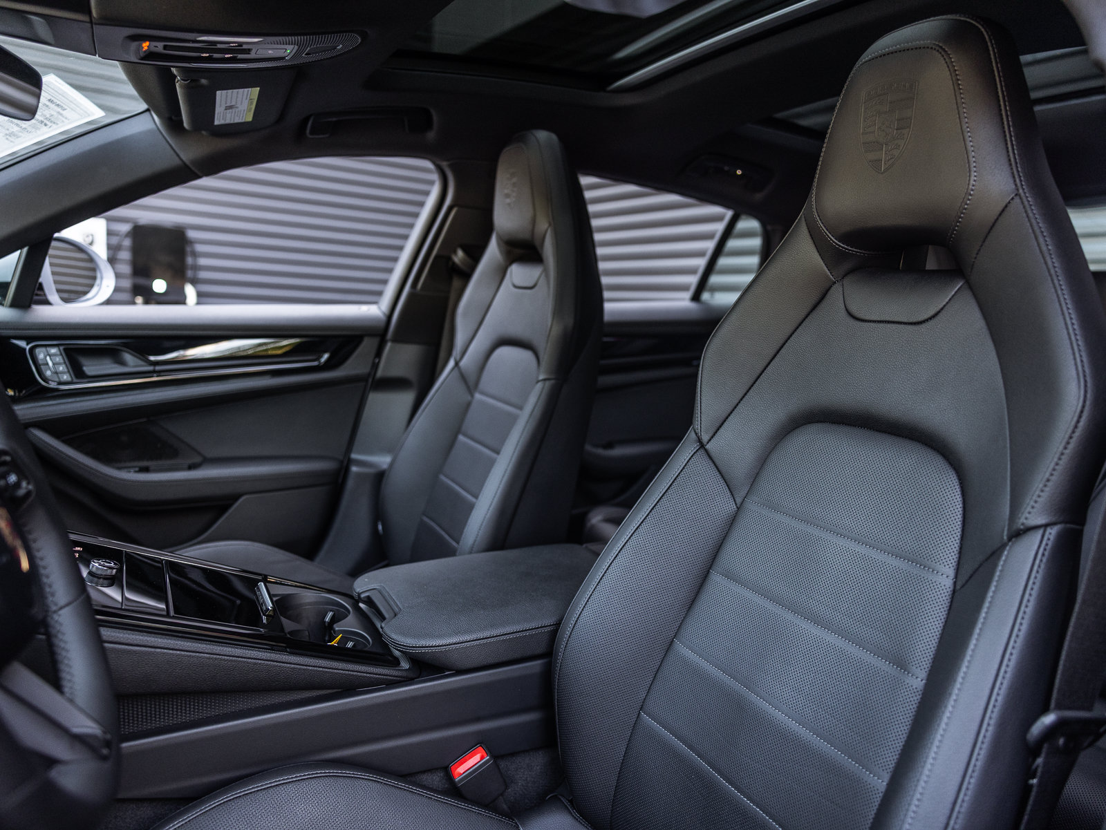 Certified 2025 Porsche Panamera 4 AWD/4WD image 14