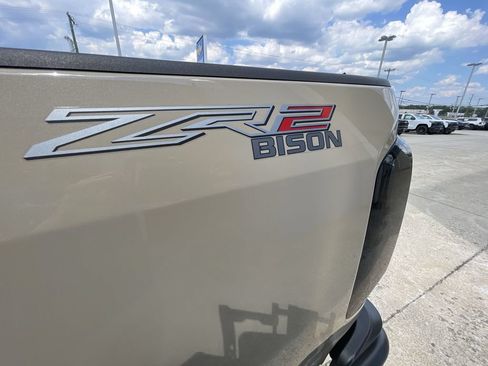 Used 2022 Chevrolet Colorado ZR2 w/ Colorado ZR2 Bison Edition AWD/4WD image 30