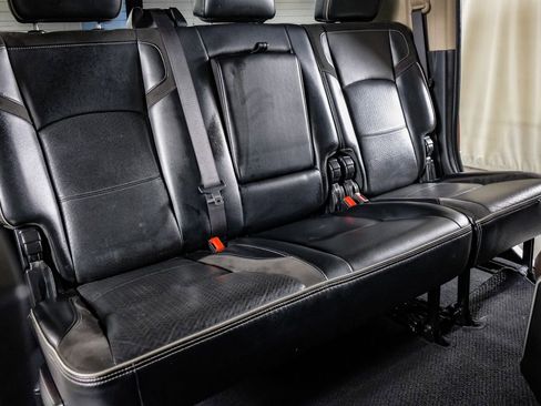 Used 2022 RAM 3500 Laramie image 31