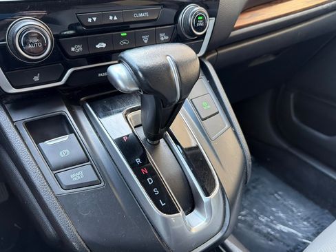 Used 2019 Honda CR-V Touring image 22