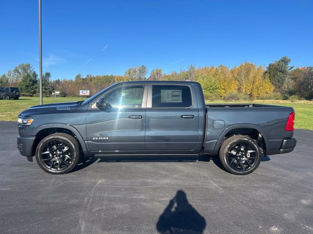 New 2027 RAM 1500 Laramie w/ Laramie Preferred Package AWD/4WD image 3